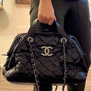 Authentic Chanel Quilted Leather Shoulder Bag